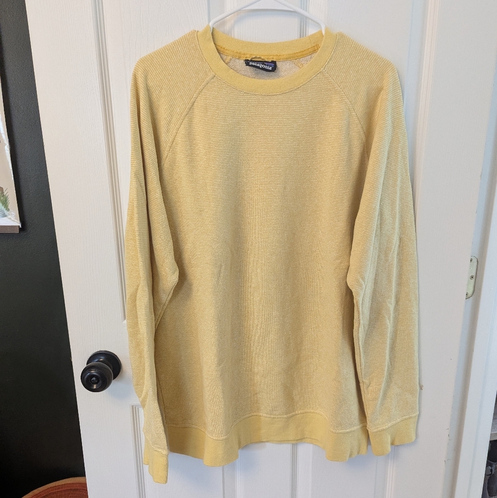 Patagonia Men's Yellow Crewneck Sweater